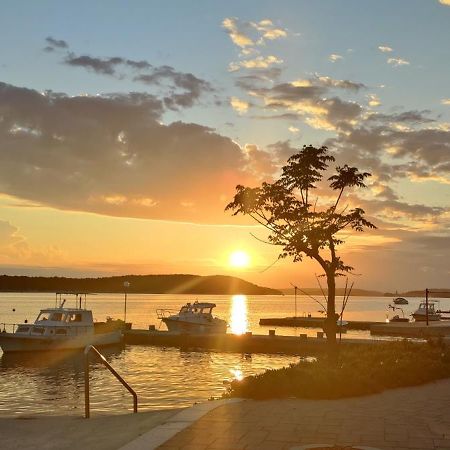Apartmani Katarina Barbat na Rabu Luaran gambar