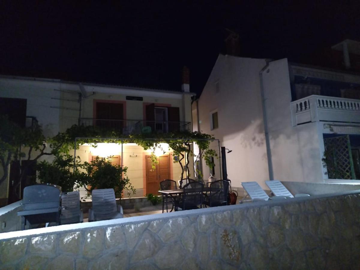 Apartmani Katarina Barbat na Rabu Luaran gambar