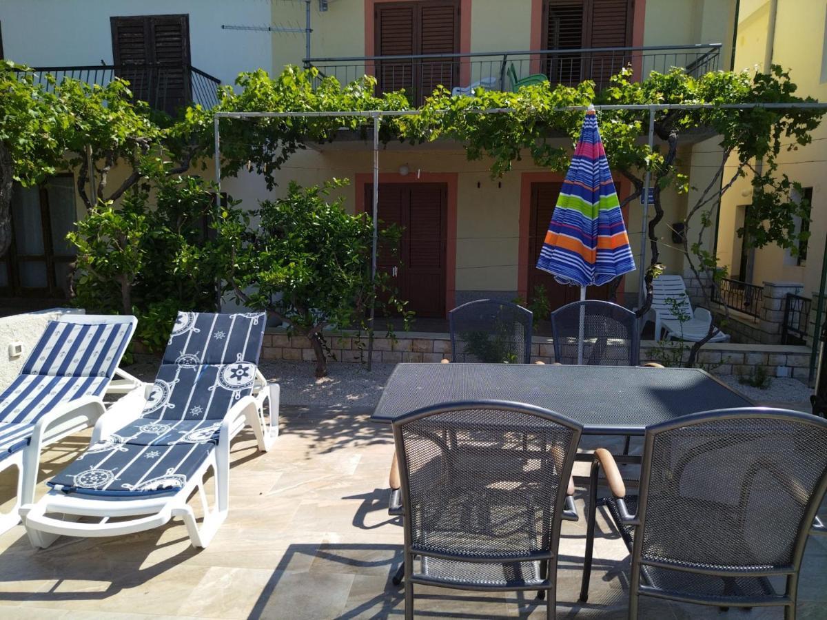 Apartmani Katarina Barbat na Rabu Luaran gambar