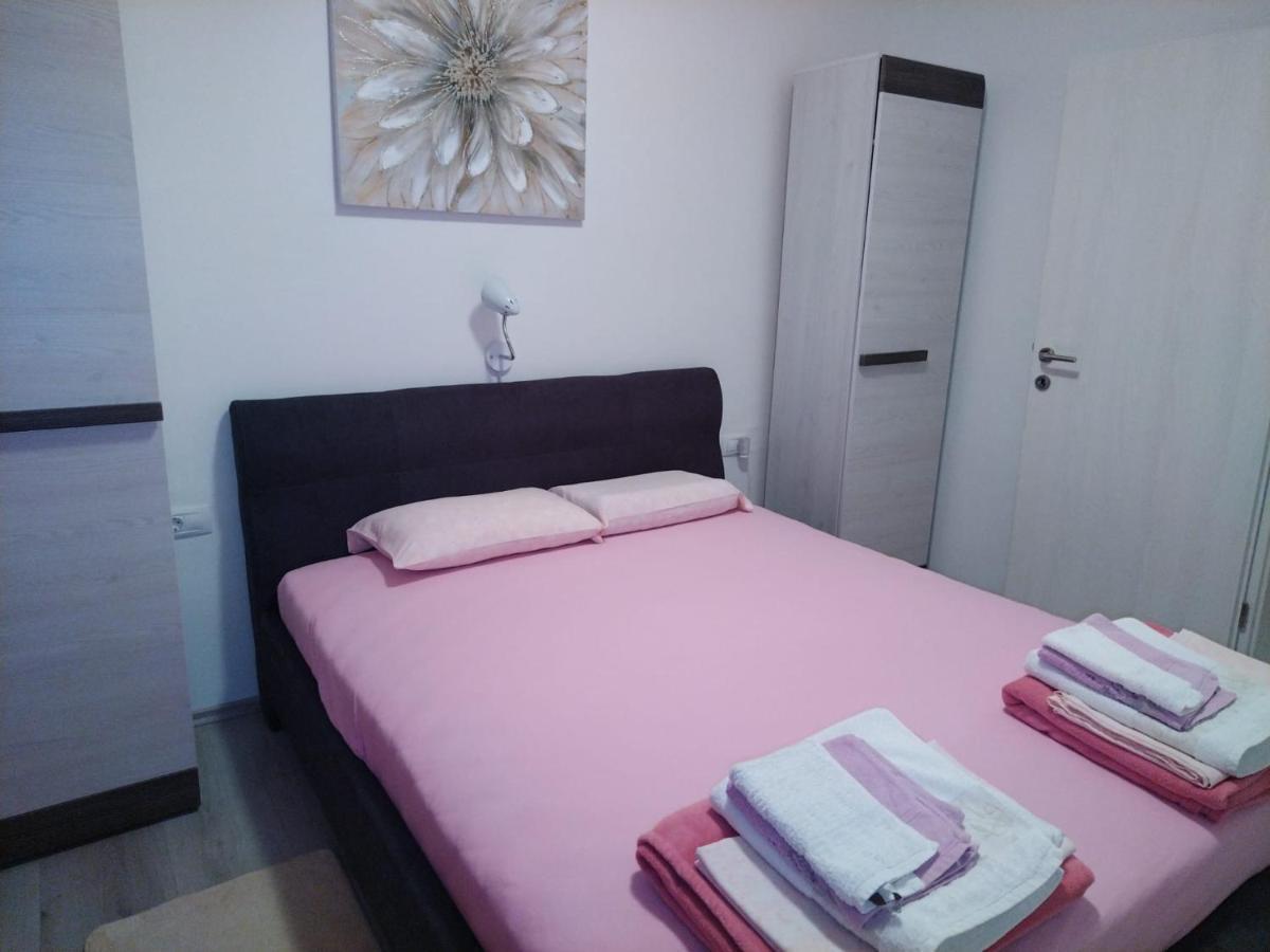 Apartmani Katarina Barbat na Rabu Luaran gambar